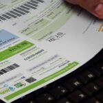 Karachi Commuters Struggle as Rickshaw Ban Takes Effect on Key Routes